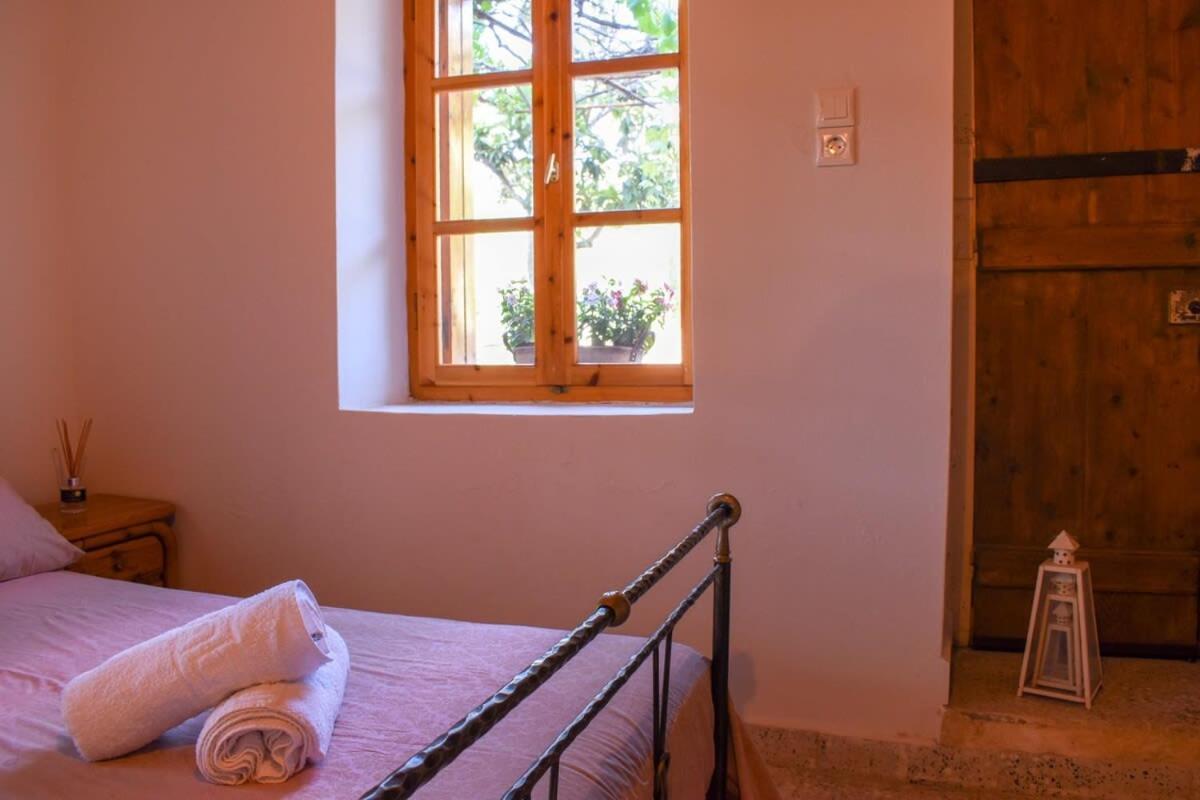 Coastal Stone Residence With Spectacular Scenery Κιτριές Εξωτερικό φωτογραφία